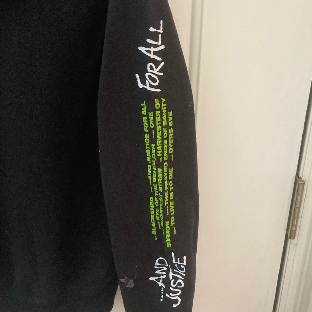 METALLICA AND JUSTICE FOR ALL SIZE SMALL BLACK HOODIE - Picture 3 of 6
